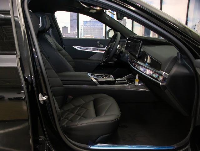 2026 BMW 740i - $100,999