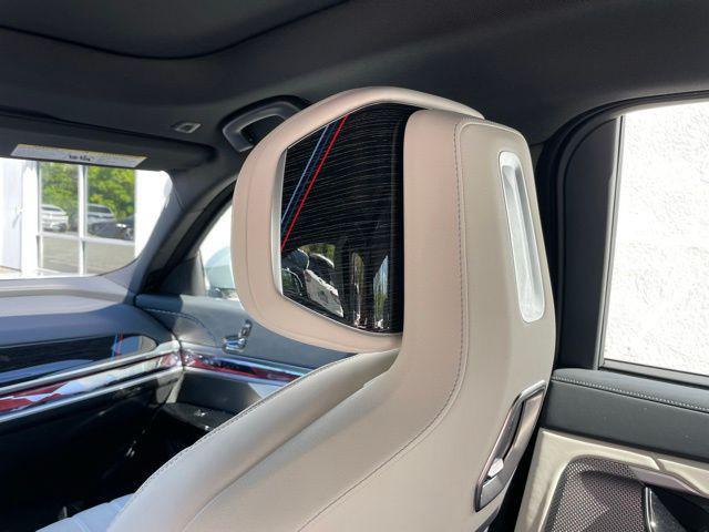 2026 BMW 740i - $97,947