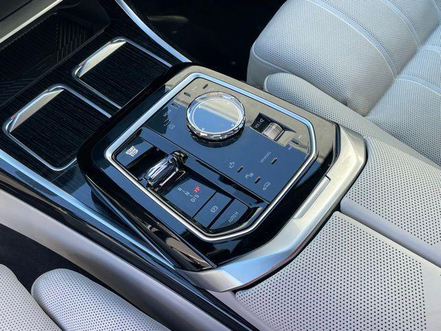 2026 BMW 740i - $97,947