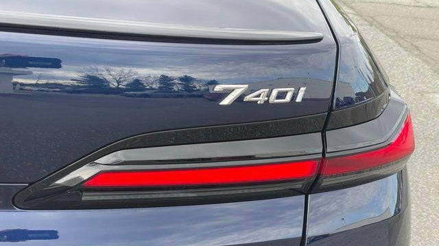 2026 BMW 7 Series 740i xDrive