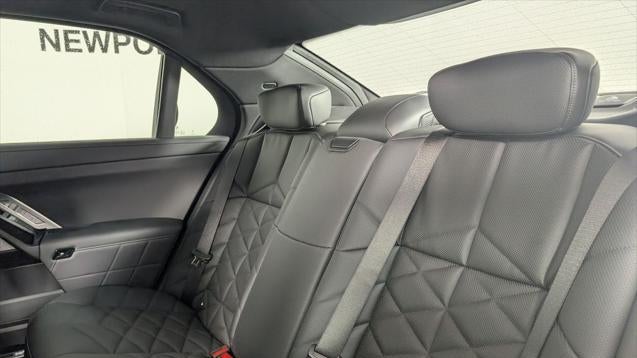 2026 BMW 7 Series 740i xDrive