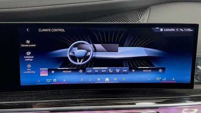 2025 BMW 7 Series 740i xDrive