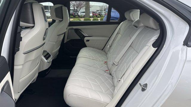2026 BMW 7 Series 740i xDrive