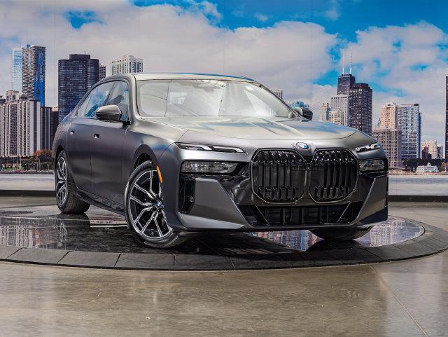 2026 BMW 740i