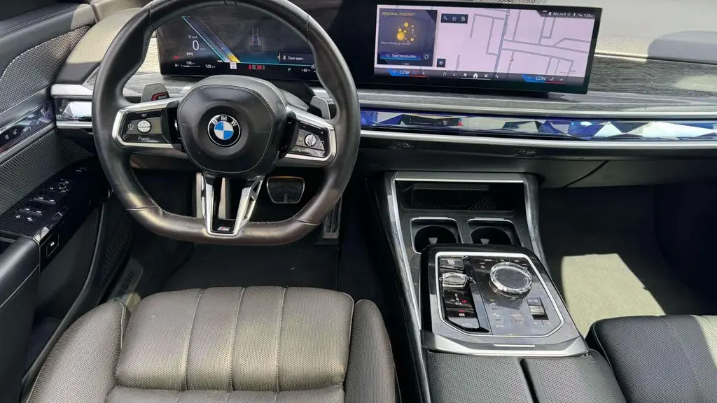 2024 BMW 7 Series 740i xDrive