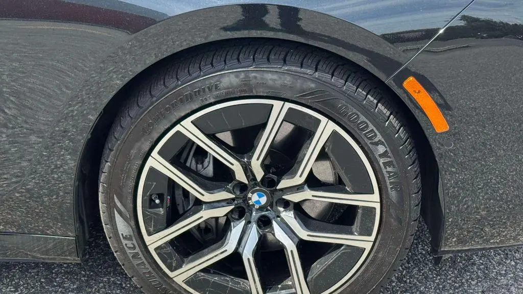 2024 BMW 7 Series 740i xDrive