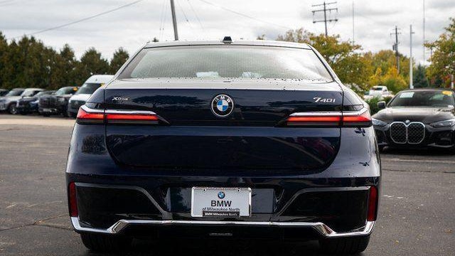 2026 BMW 7 Series 740i xDrive