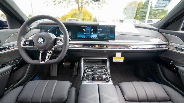 2026 BMW 7 Series 740i xDrive