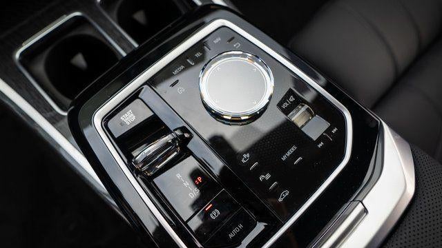 2026 BMW 7 Series 740i xDrive