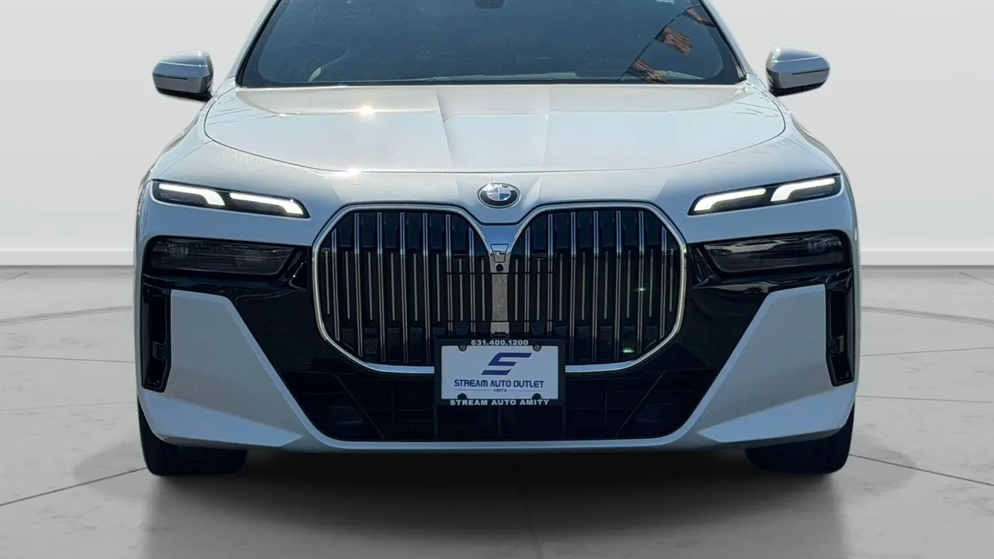2026 BMW 7 Series 740i xDrive