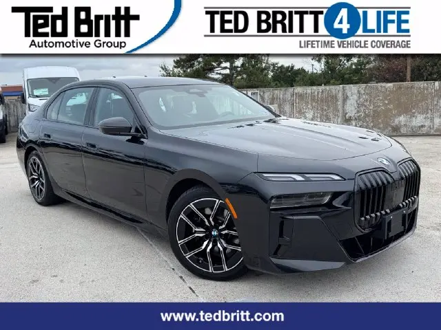 2026 BMW 740i - $78,001
