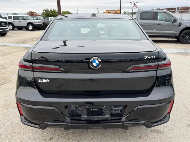 2026 BMW 740i - $78,001