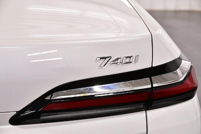 2024 BMW 740i - $59,392