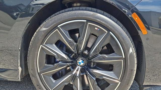 2023 BMW 7 Series 760i xDrive