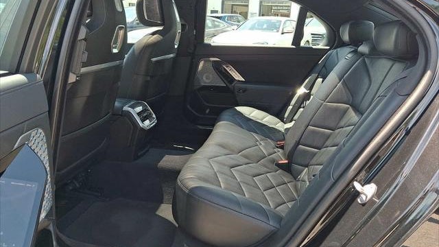 2023 BMW 7 Series 760i xDrive