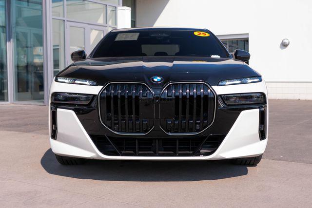 2025 BMW 760i - $95,094