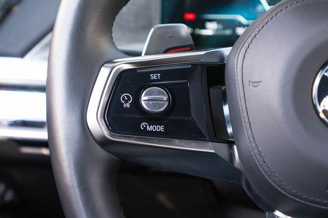 2025 BMW 760i - $95,094