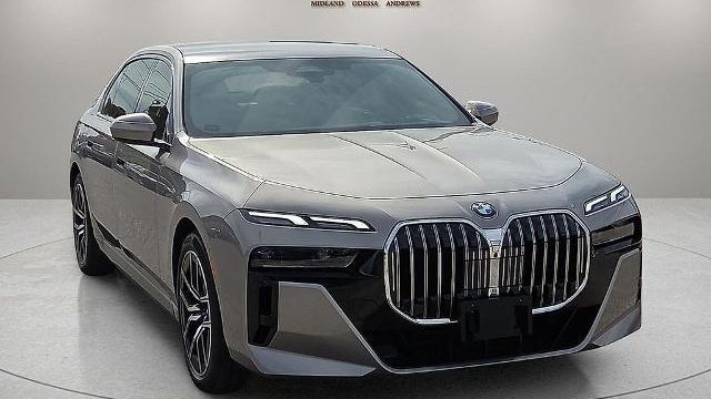 2025 BMW 7 Series 760i xDrive