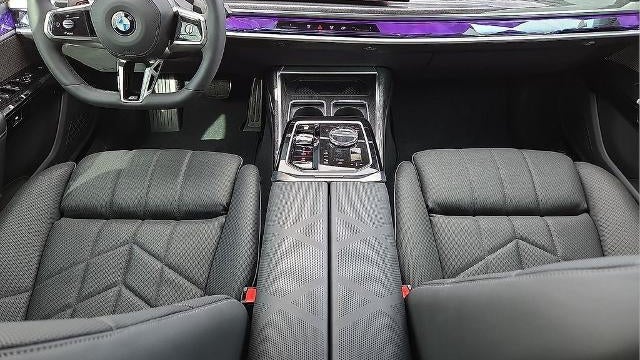 2025 BMW 7 Series 760i xDrive