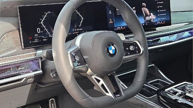 2025 BMW 7 Series 760i xDrive