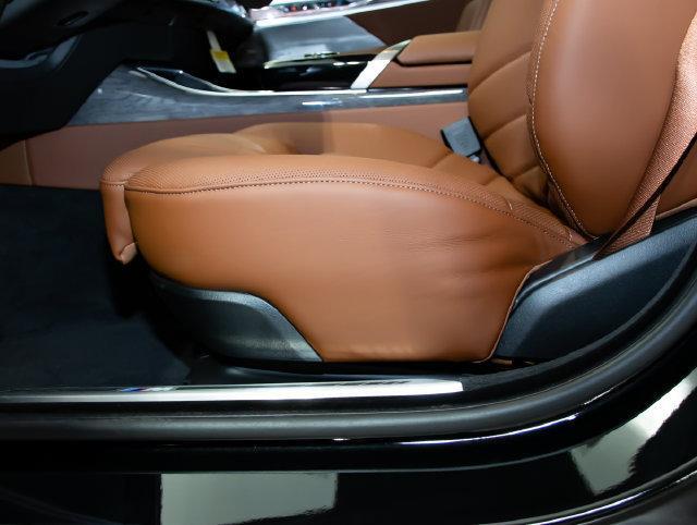 2026 BMW 760i - $122,799