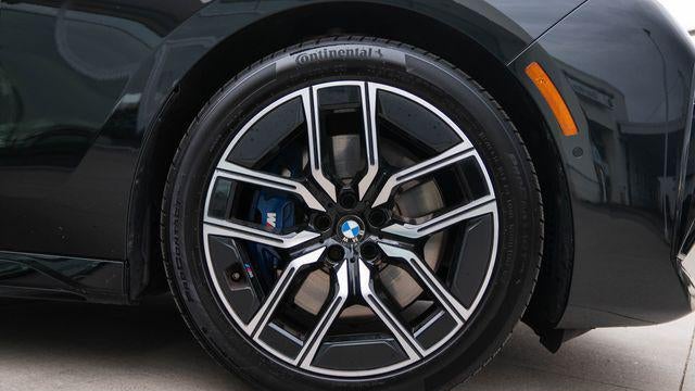 2023 BMW 7 Series 760i xDrive