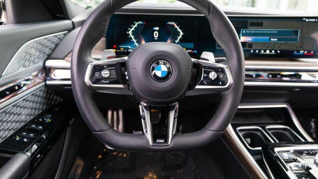 2023 BMW 7 Series 760i xDrive