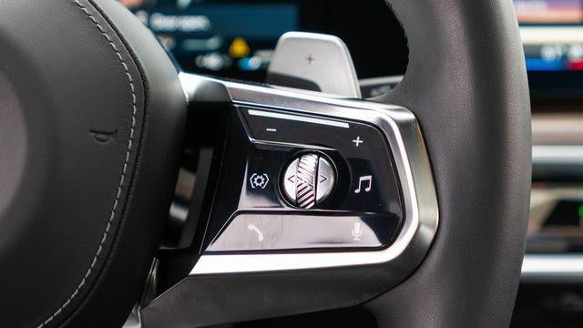 2023 BMW 7 Series 760i xDrive