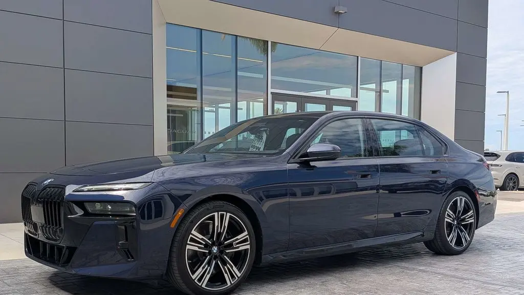 Preowned 2024 BMW 7 Series 760i xDrive for Sale