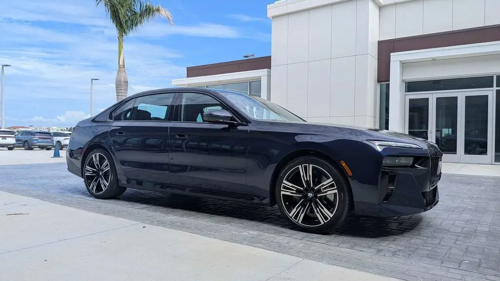 2024 BMW 7 Series 760i xDrive
