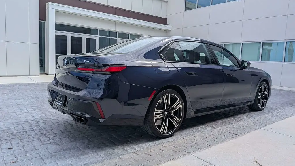 2024 BMW 7 Series 760i xDrive