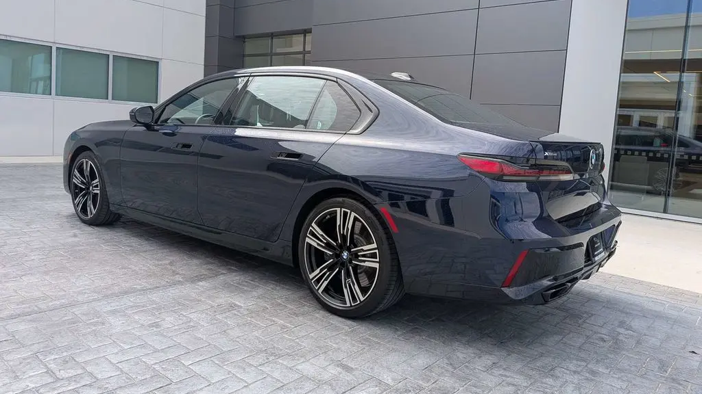 2024 BMW 7 Series 760i xDrive