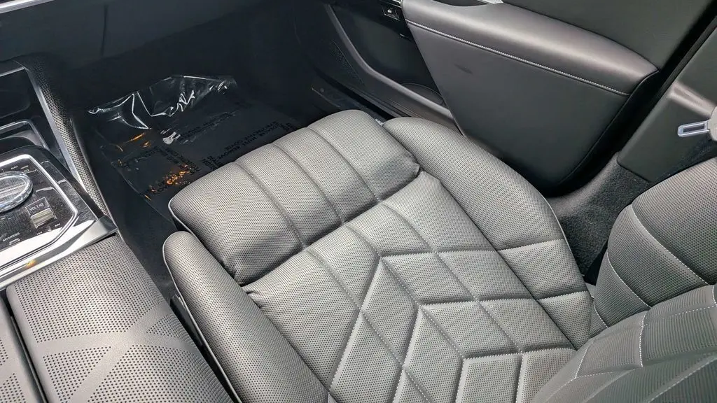 2024 BMW 7 Series 760i xDrive