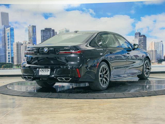 2026 BMW 760i - $135,799