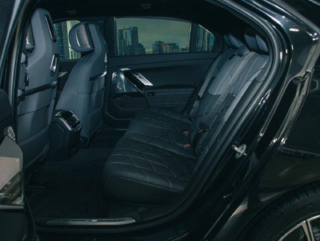 2026 BMW 760i - $135,799
