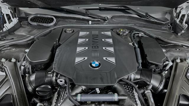 2023 BMW 7 Series 760i xDrive
