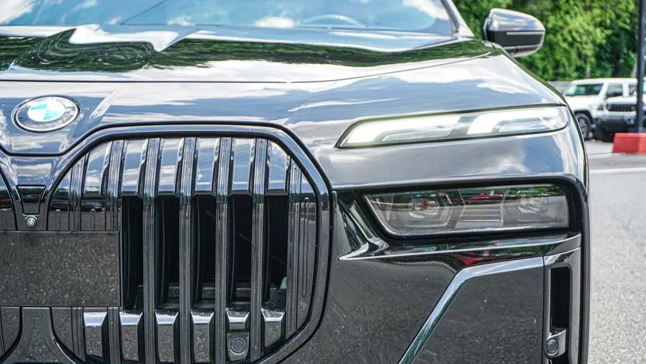 2023 BMW 7 Series 760i xDrive