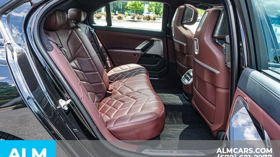 2023 BMW 7 Series 760i xDrive