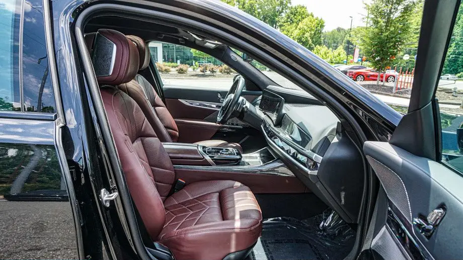 2023 BMW 7 Series 760i xDrive
