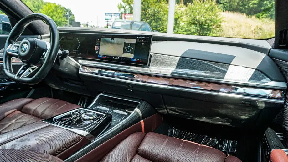 2023 BMW 7 Series 760i xDrive