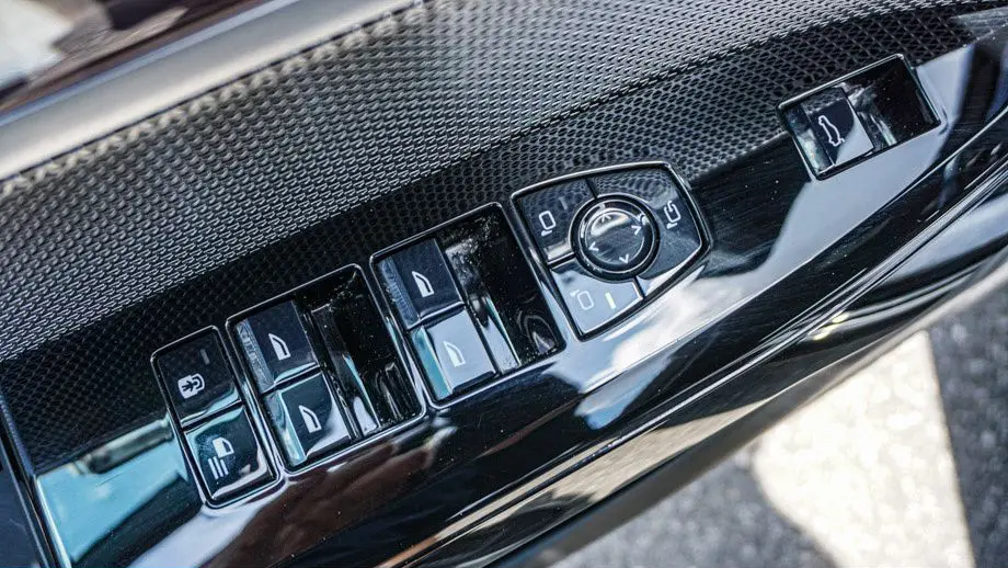 2023 BMW 7 Series 760i xDrive