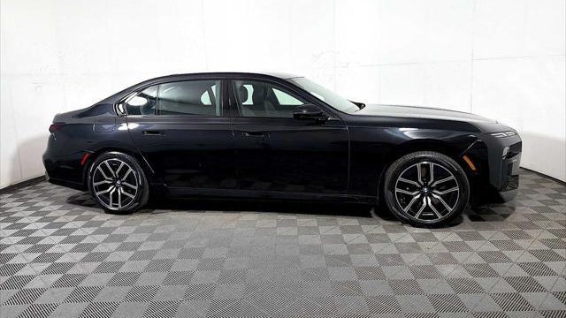 2025 BMW 7 Series 760i xDrive