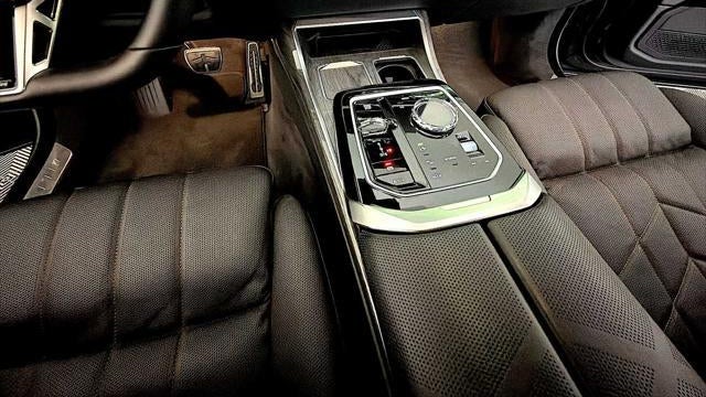 2025 BMW 7 Series 760i xDrive