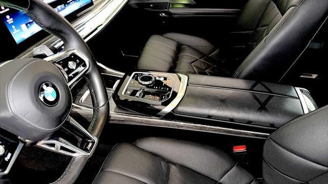 2025 BMW 7 Series 760i xDrive