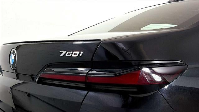 2025 BMW 7 Series 760i xDrive