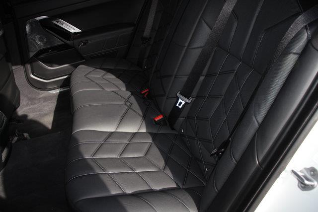 2026 BMW 760i - $117,076
