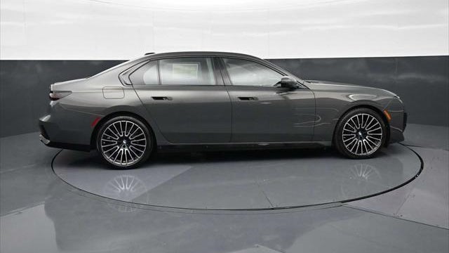 2026 BMW 7 Series 760i xDrive