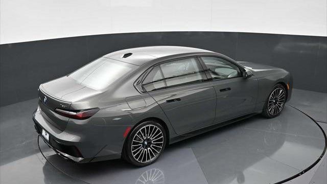 2026 BMW 7 Series 760i xDrive