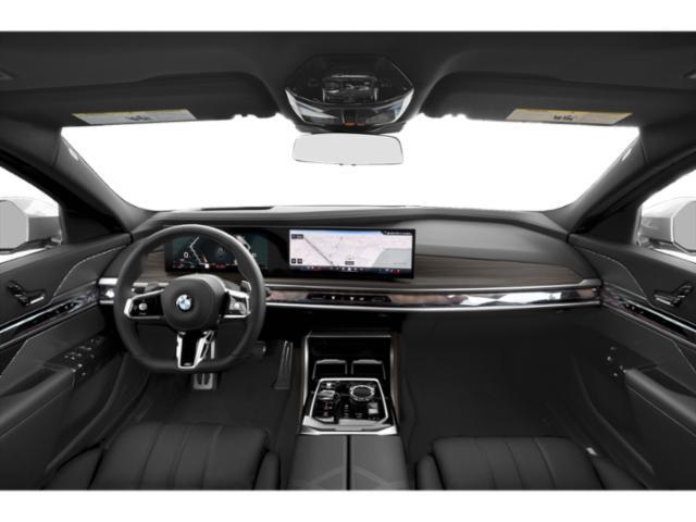 2026 BMW 760i - $123,247