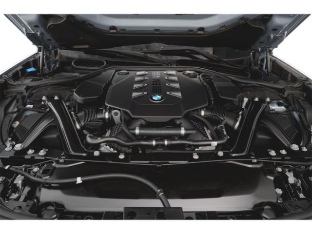 2026 BMW 760i - $123,247